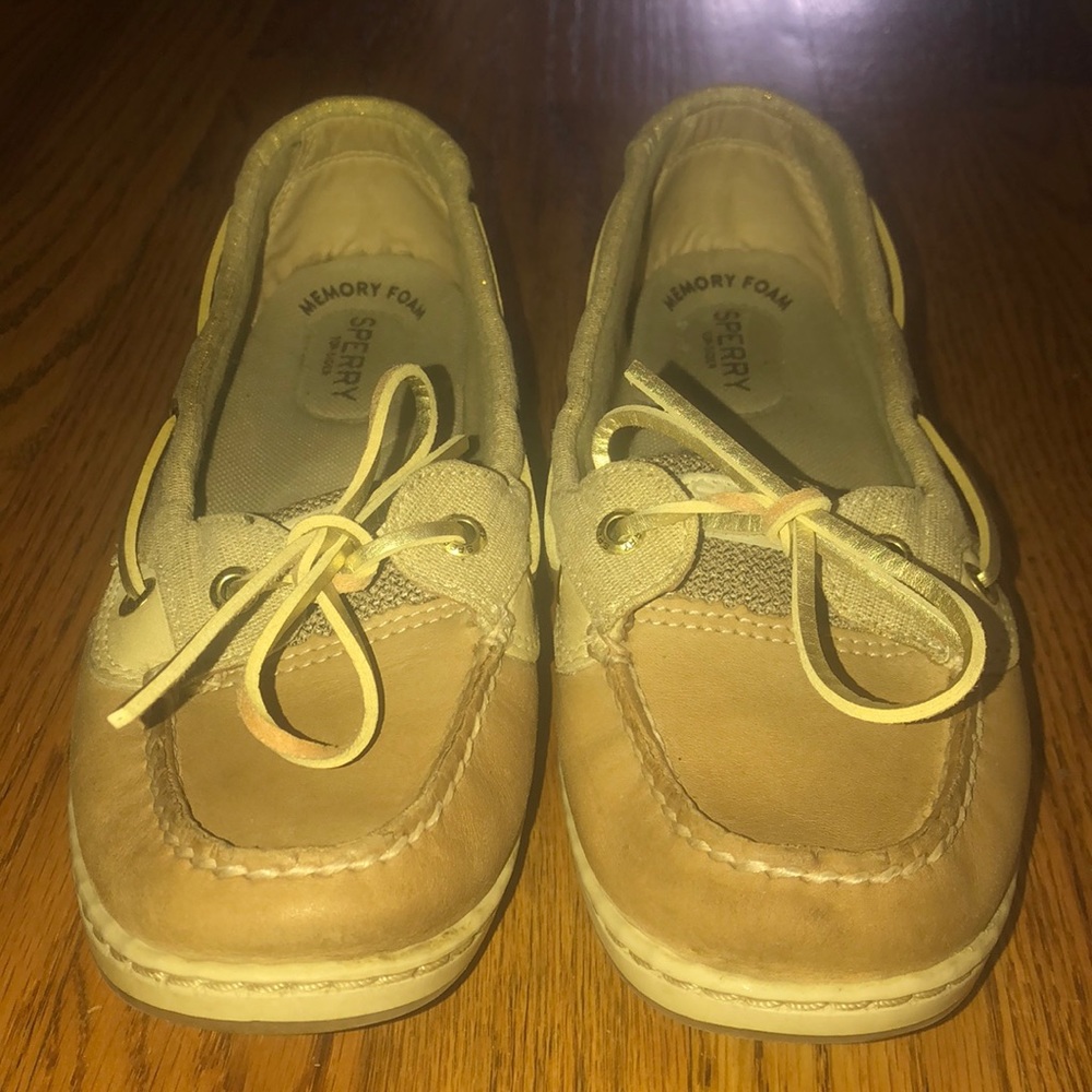 Women’s 8M Sperry Memory Foam Boat Shoe